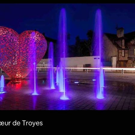 Superbe T2 De Caractere Au Centre Classe 3 Etoiles Troyes Bagian luar foto