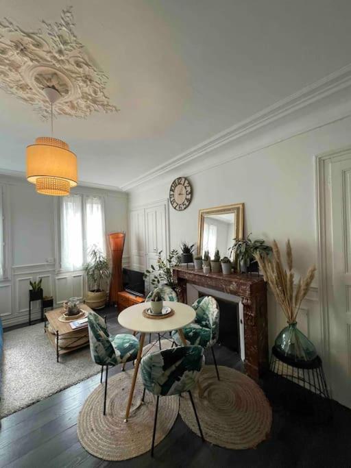 Superbe T2 De Caractere Au Centre Classe 3 Etoiles Troyes Bagian luar foto