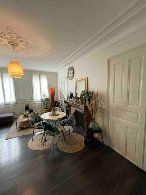 Superbe T2 De Caractere Au Centre Classe 3 Etoiles Troyes Bagian luar foto